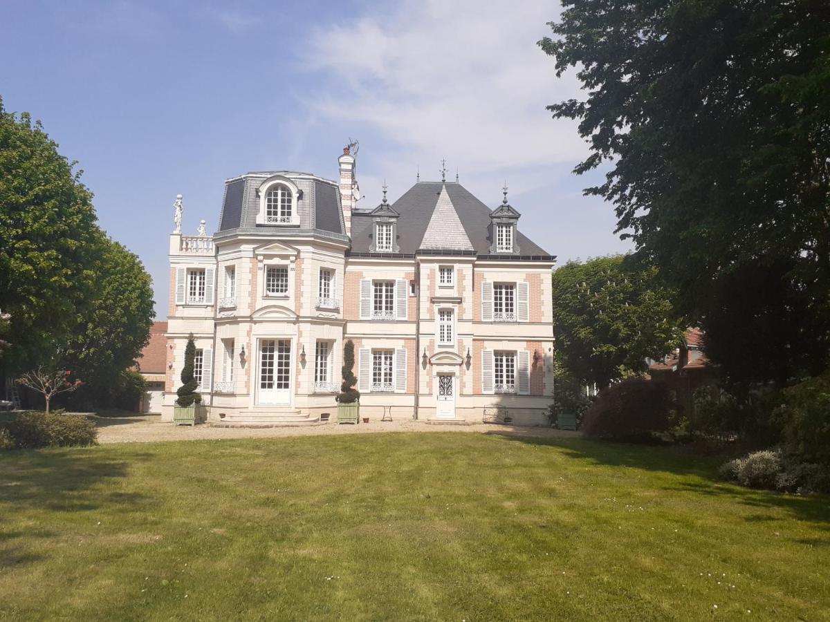 Villa Delice Quincy-sous-Senart Exterior photo