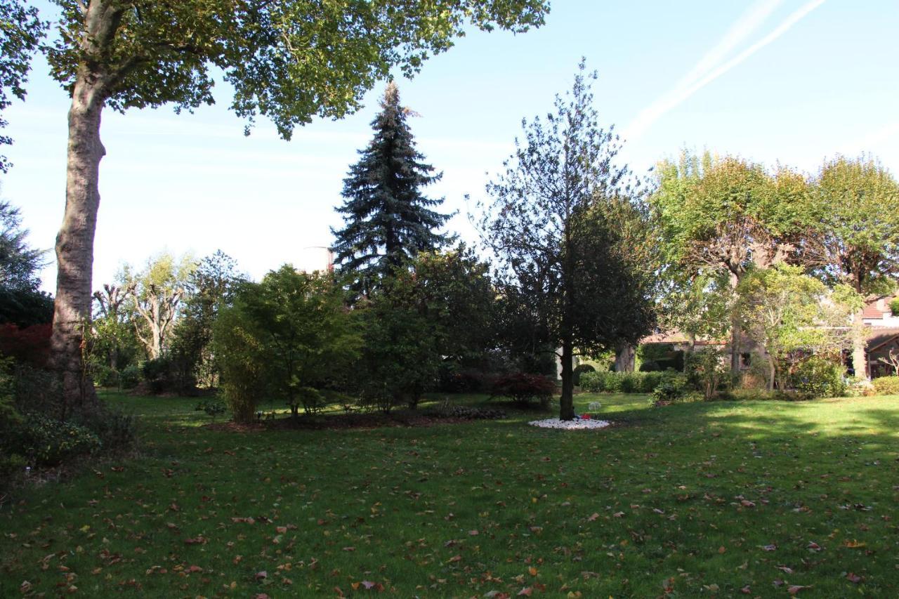 Villa Delice Quincy-sous-Senart Exterior photo